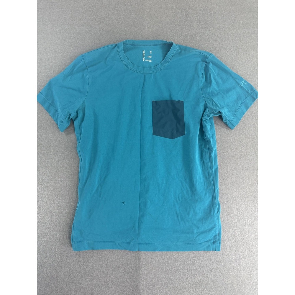 Arc'teryx Anzo Shirt Mens Medium Blue Pocket Performance Stretch Crewneck Tee